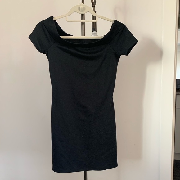 Zara off shoulder bodycon minindress - Picture 1 of 3
